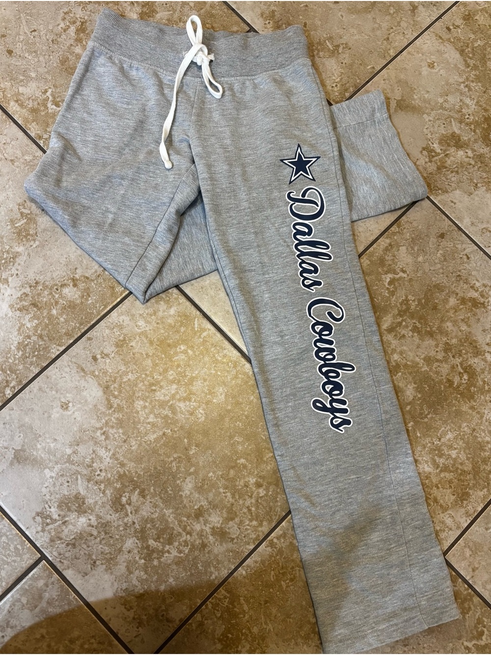 NFL Dallas Cowboys Gray Hoodie Label Close-Up